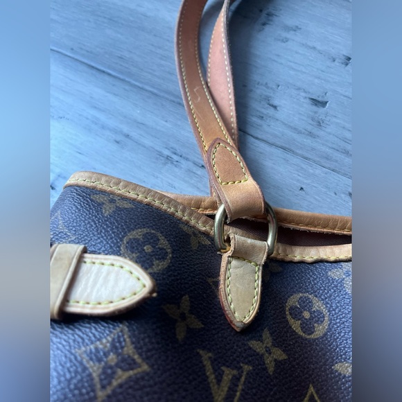 LOUIS VUITTON Batignolles horizontal handbag - Picture 9 of 15